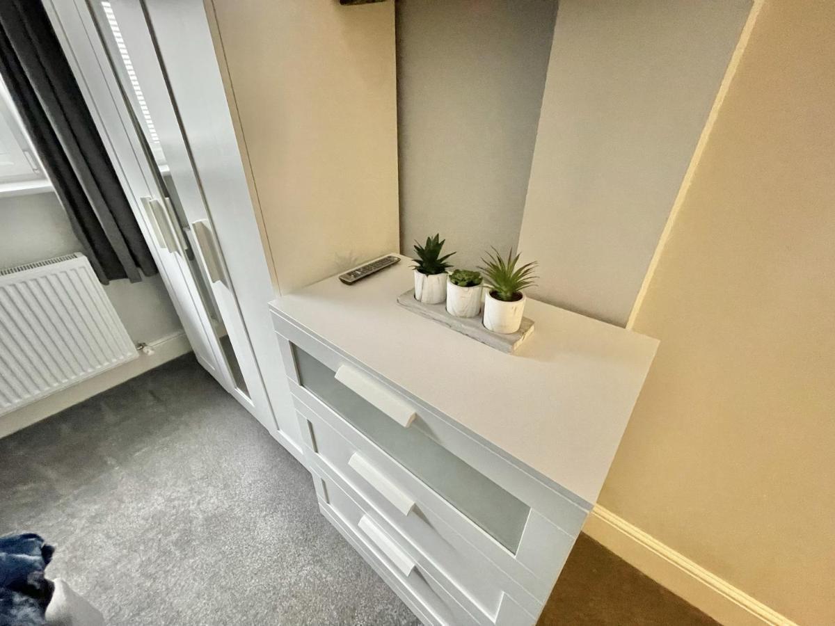 Lymm Living Otel Warrington  Dış mekan fotoğraf