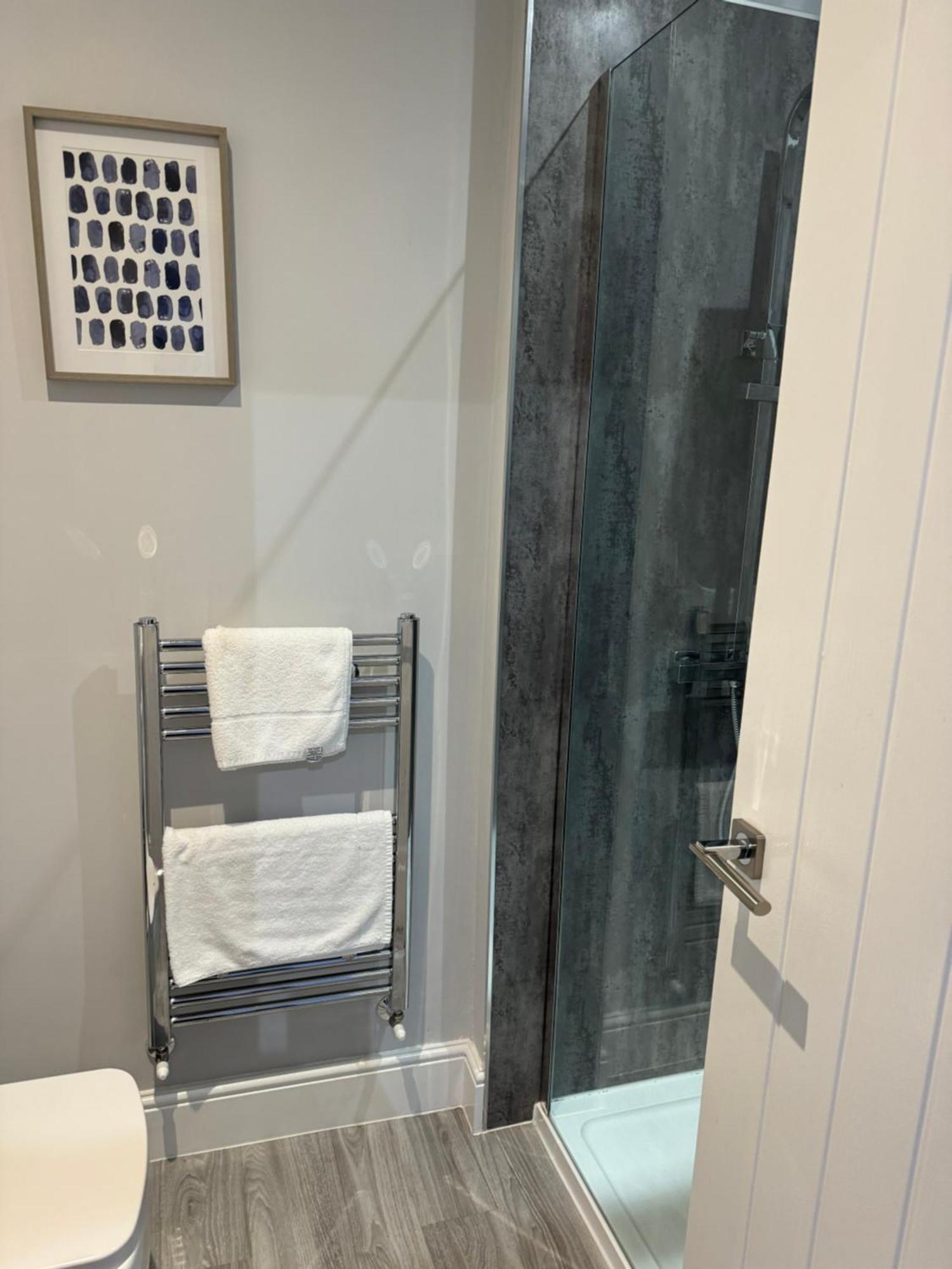 Lymm Living Otel Warrington  Dış mekan fotoğraf