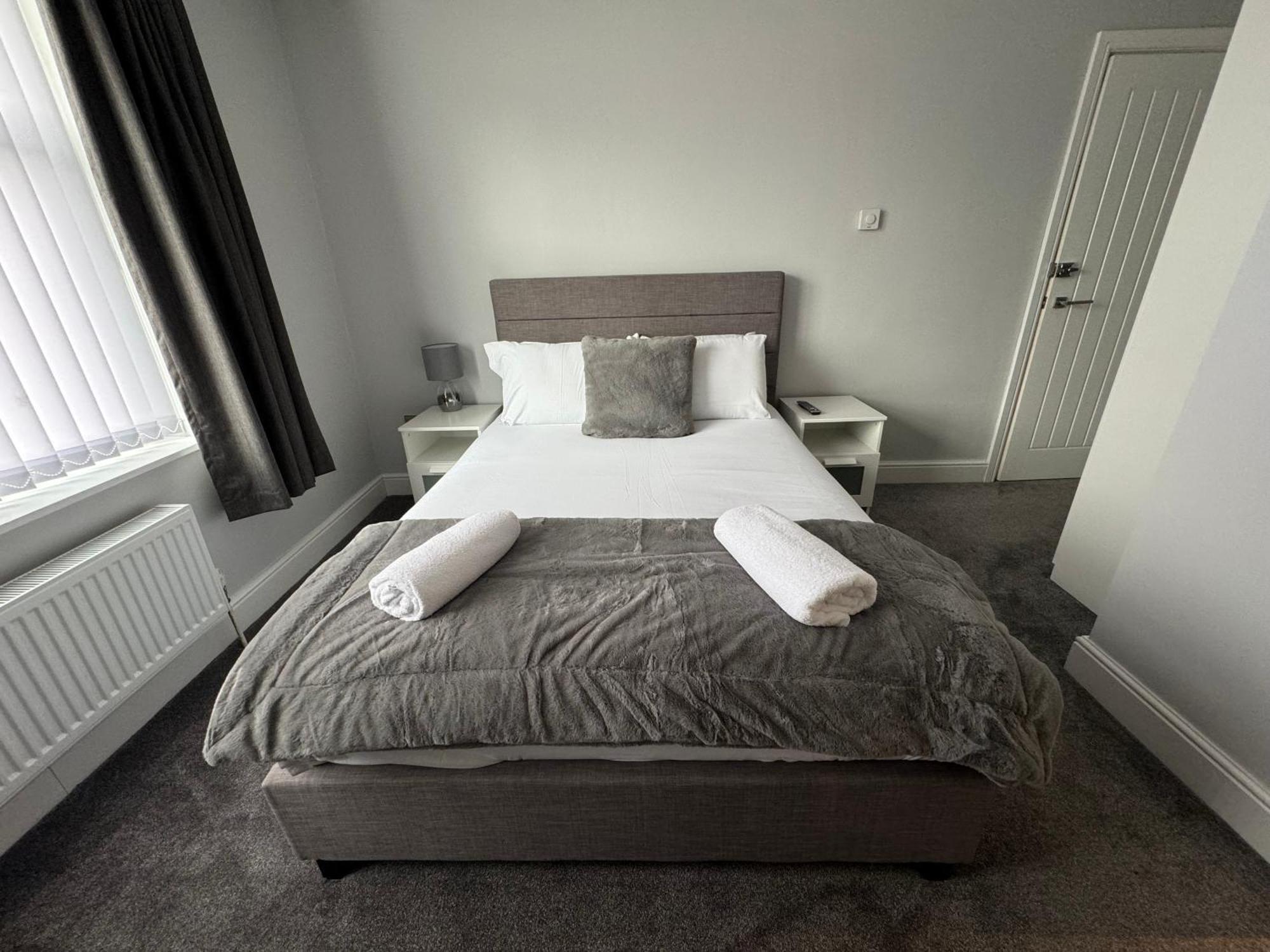 Lymm Living Otel Warrington  Dış mekan fotoğraf