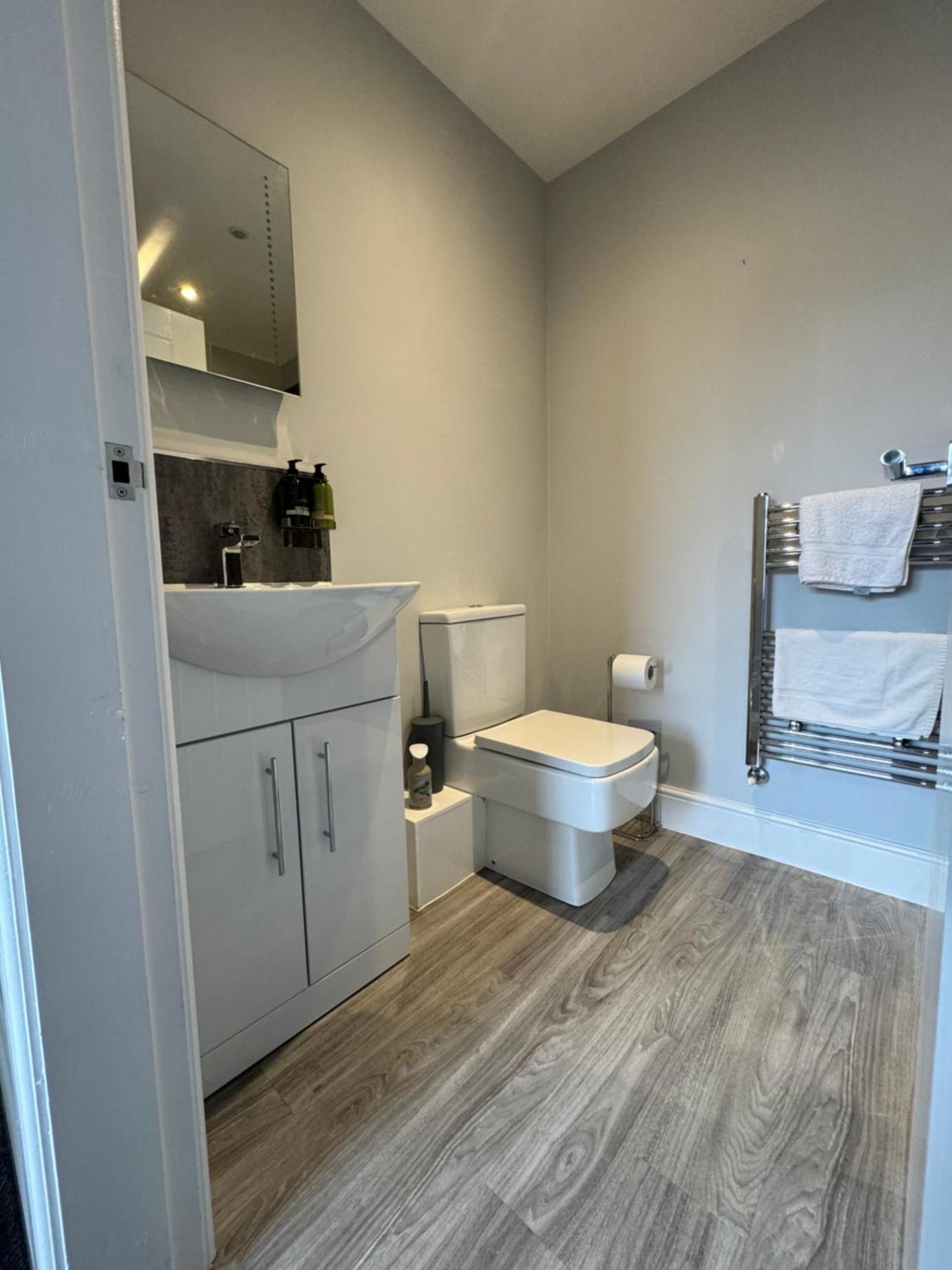 Lymm Living Otel Warrington  Dış mekan fotoğraf