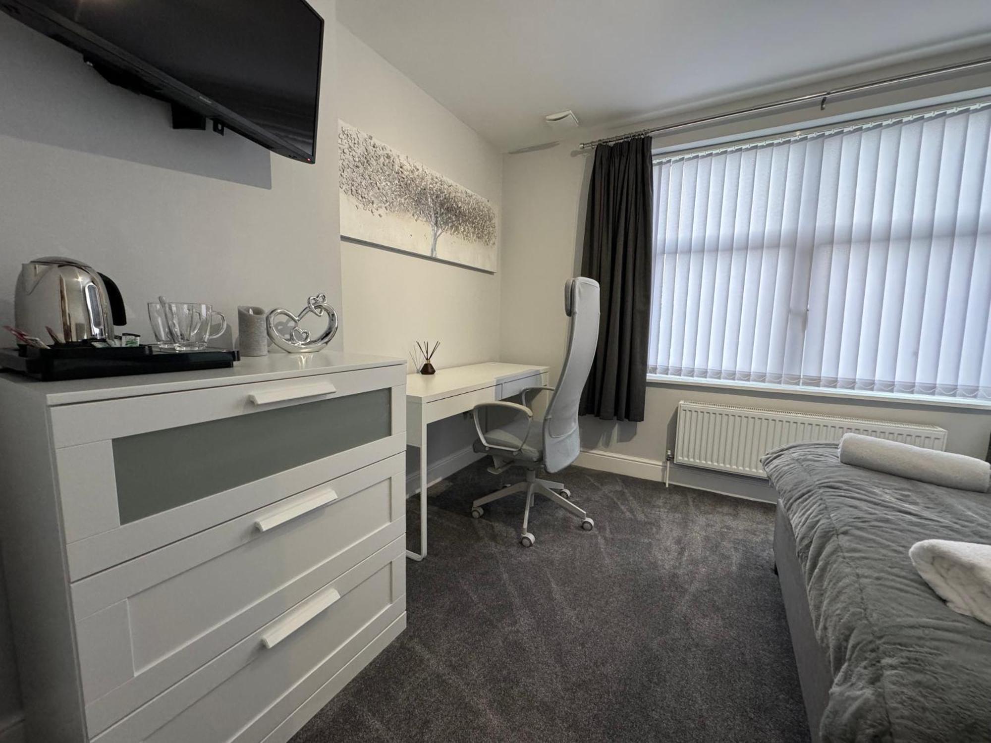 Lymm Living Otel Warrington  Dış mekan fotoğraf