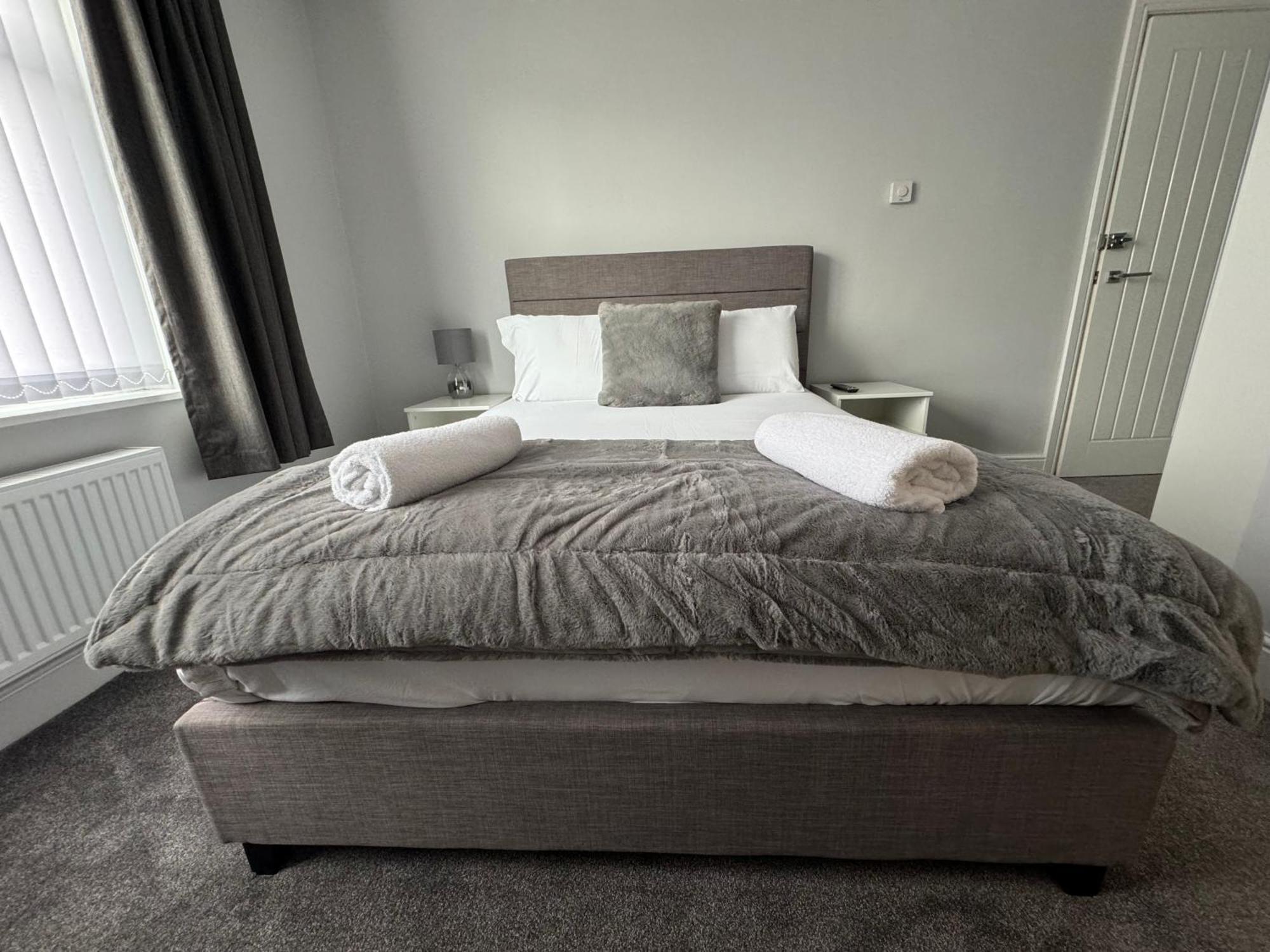 Lymm Living Otel Warrington  Dış mekan fotoğraf